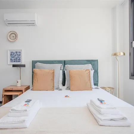 Liiiving In - Design Apartman Porto