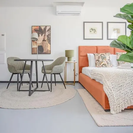Liiiving In - Design بورتو